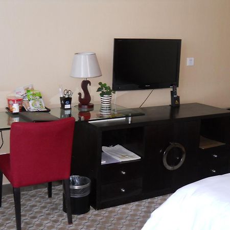 Yijing Holiday Hotel Yimeng Road 린이 외부 사진