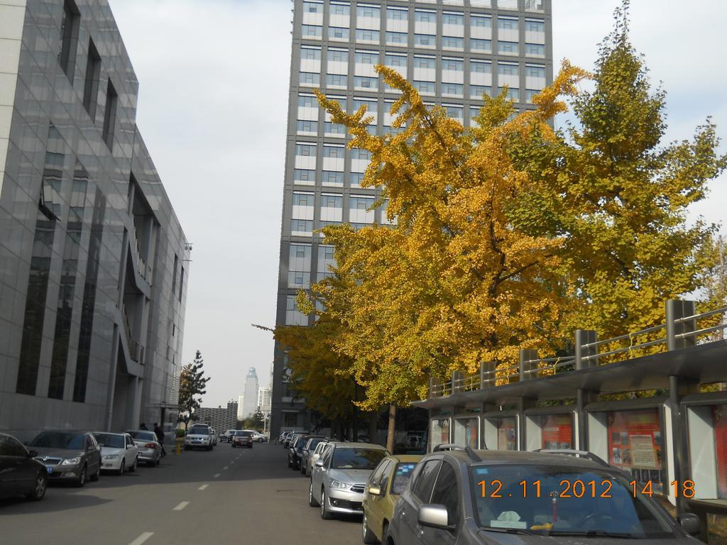 Yijing Holiday Hotel Yimeng Road 린이 객실 사진