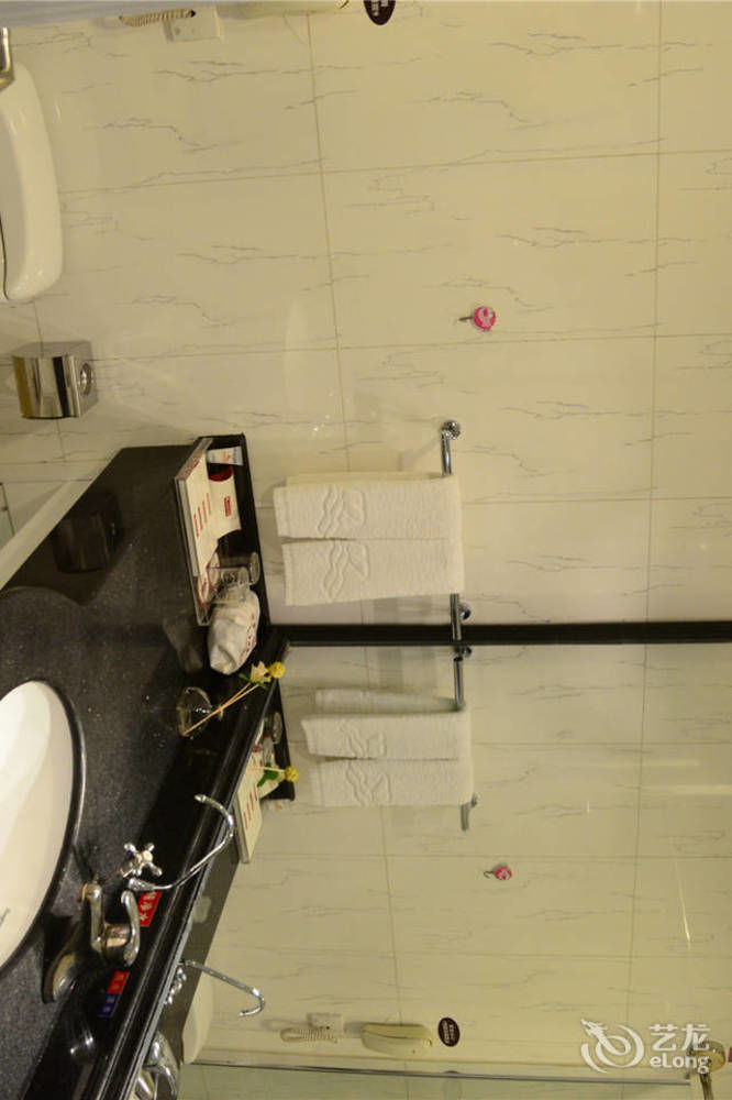 Yijing Holiday Hotel Yimeng Road 린이 외부 사진