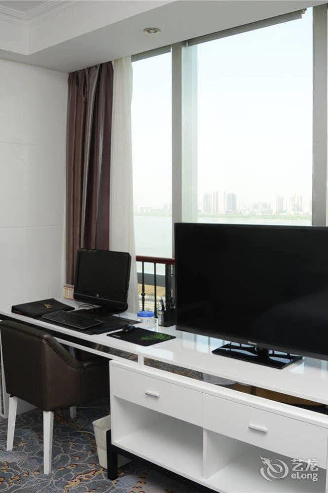 Yijing Holiday Hotel Yimeng Road 린이 외부 사진